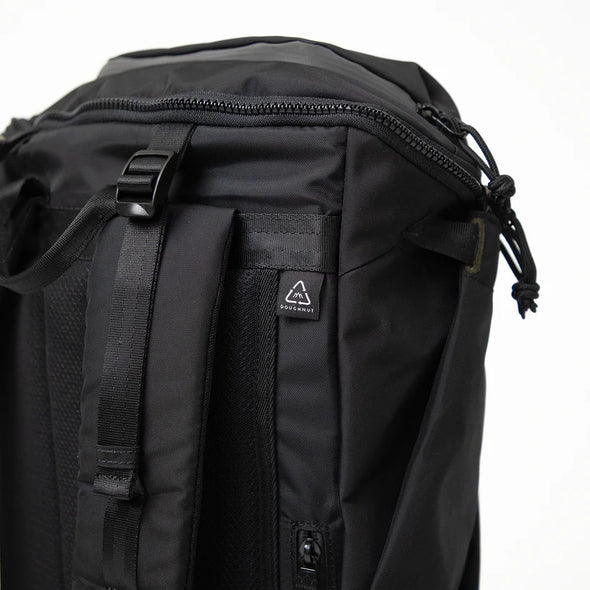 Doughnut Dynamic Large Titan Series Backpack
